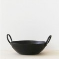 metal_and_wood_foglinen_castiron_pot